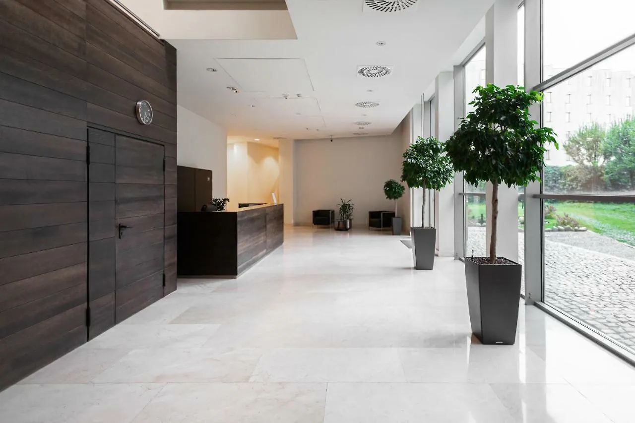 Apartment Cracow Zwierzyniecka By Renters Krakow