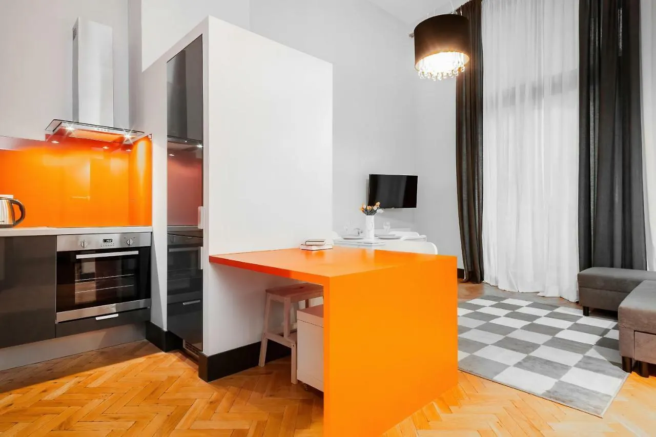 Apartment Cracow Zwierzyniecka By Renters Krakow Poland