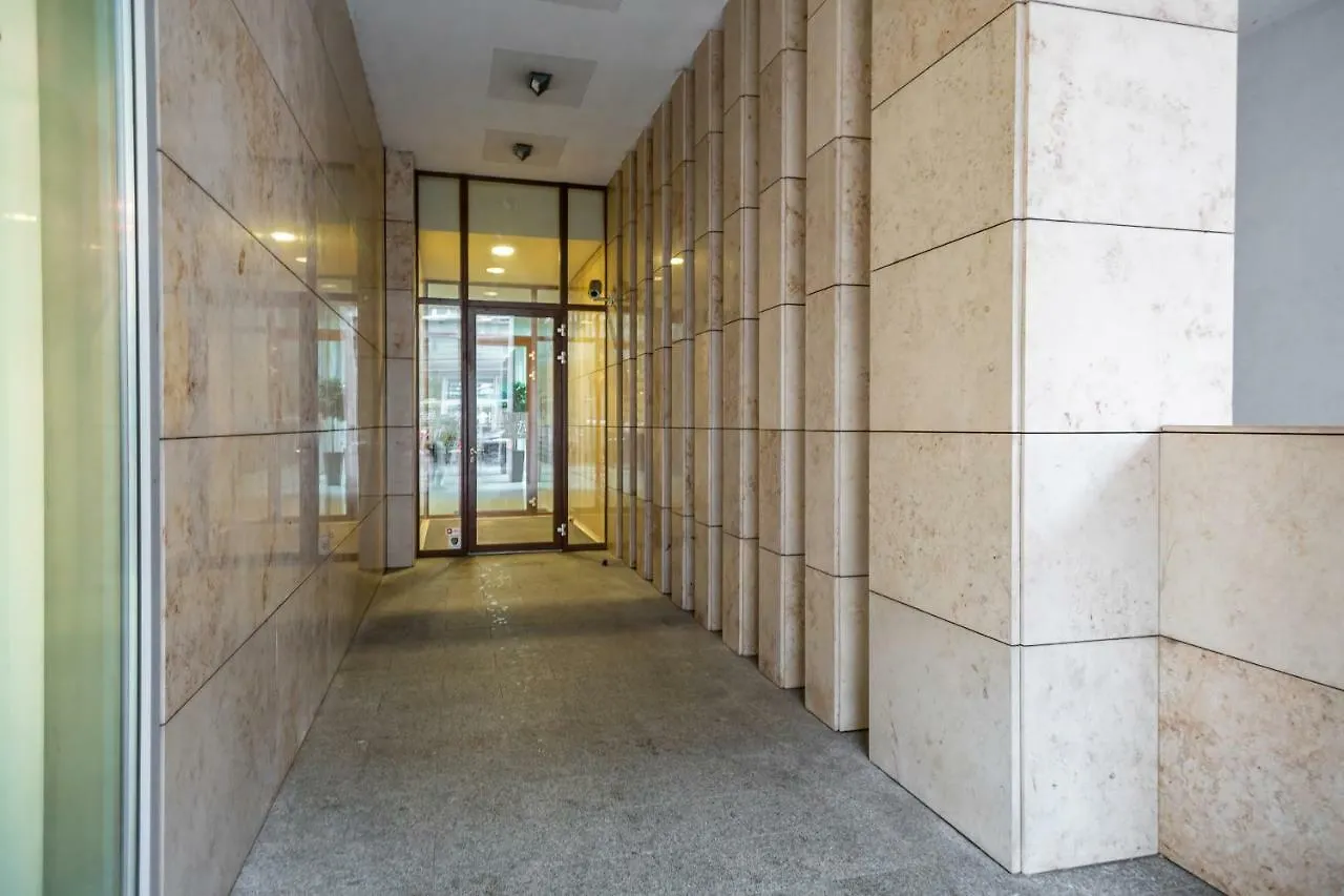 Apartment Cracow Zwierzyniecka By Renters Krakow